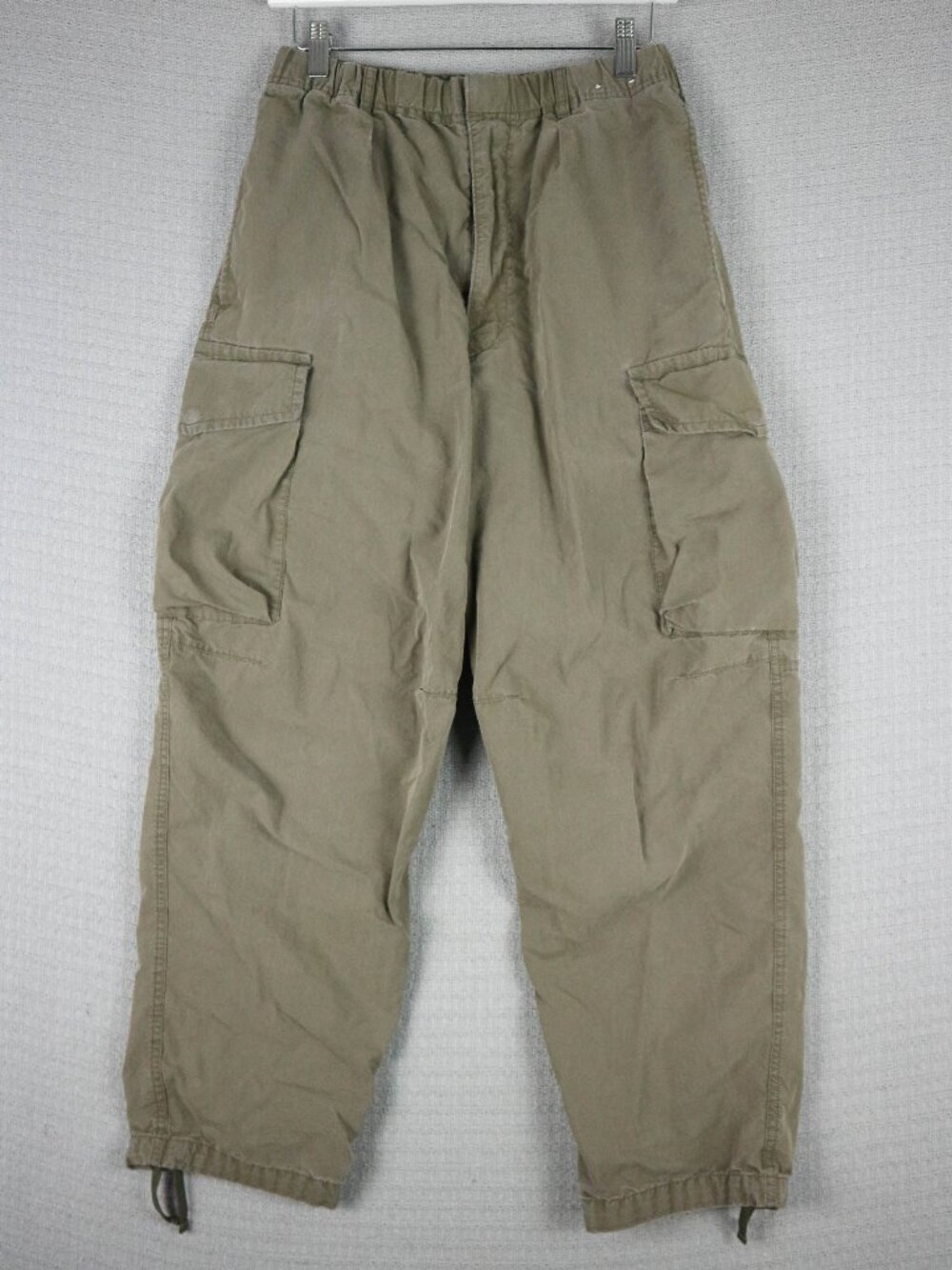 Uniqlo U Mens Distressed Cargo Khakis Mens Small 27-30W
